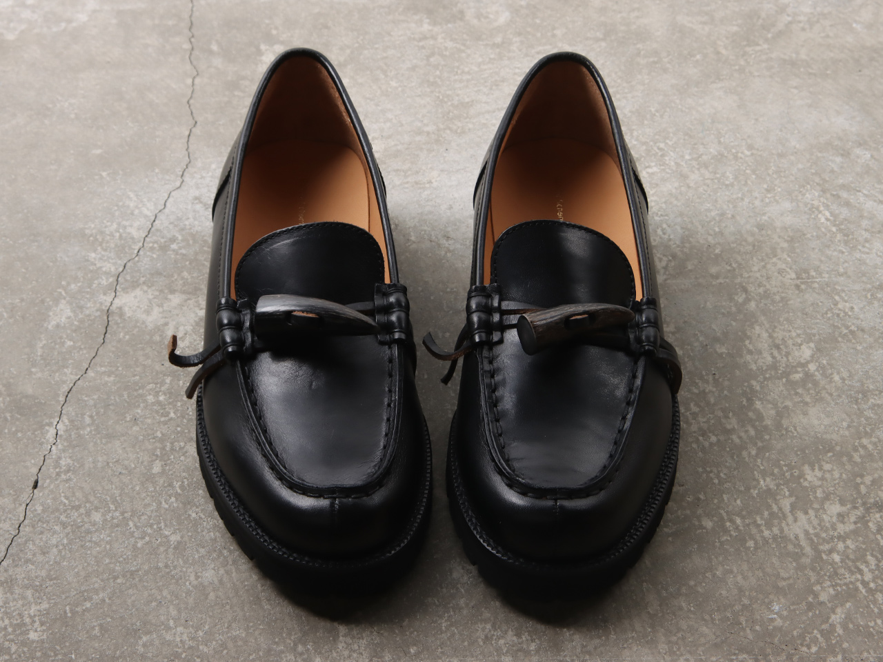 Hender Scheme horn loafer smooth - BLOG
