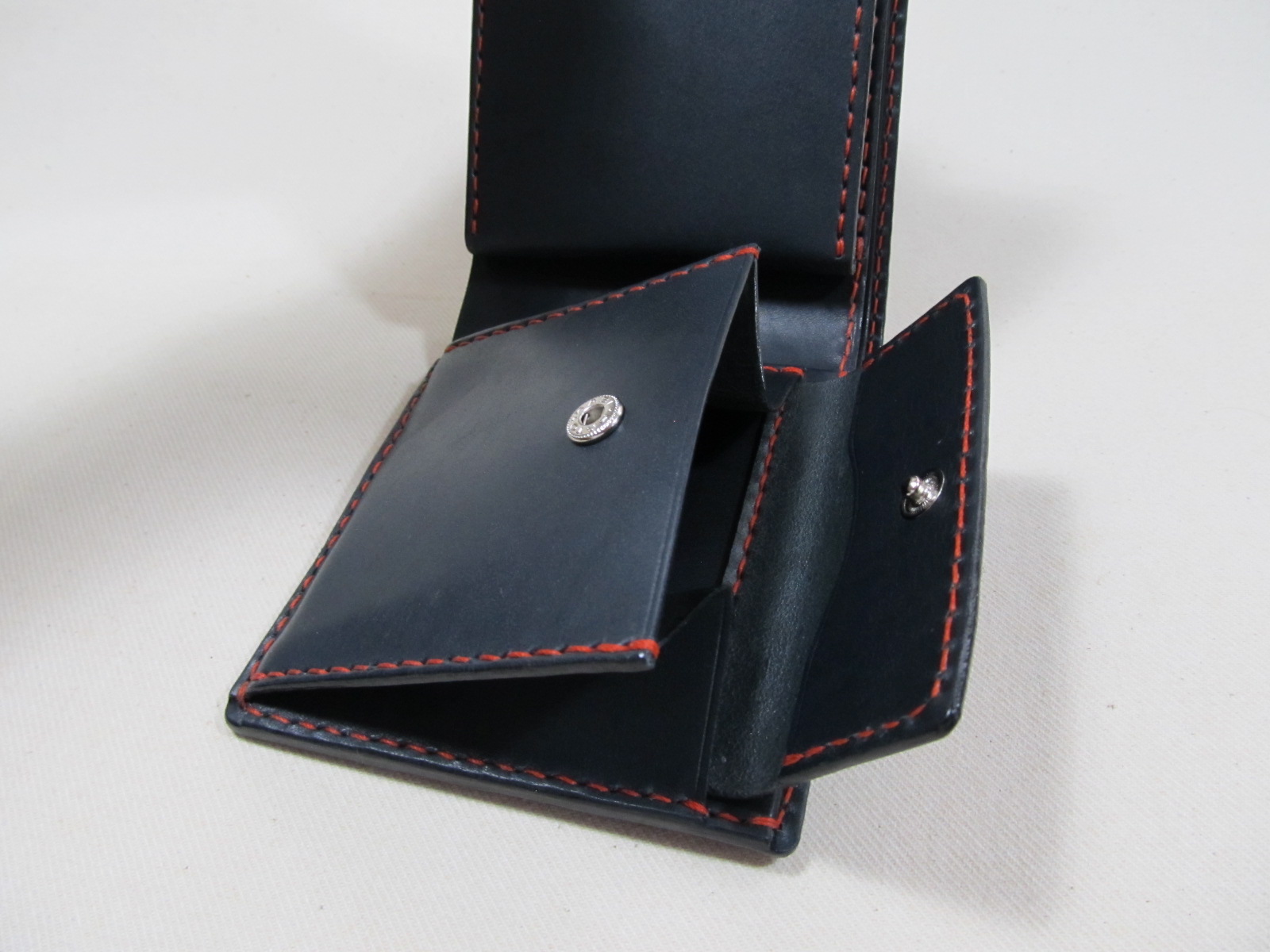 二つ折り財布オーダーメイド | 革製品情報 | 革工房ノーツオーダー