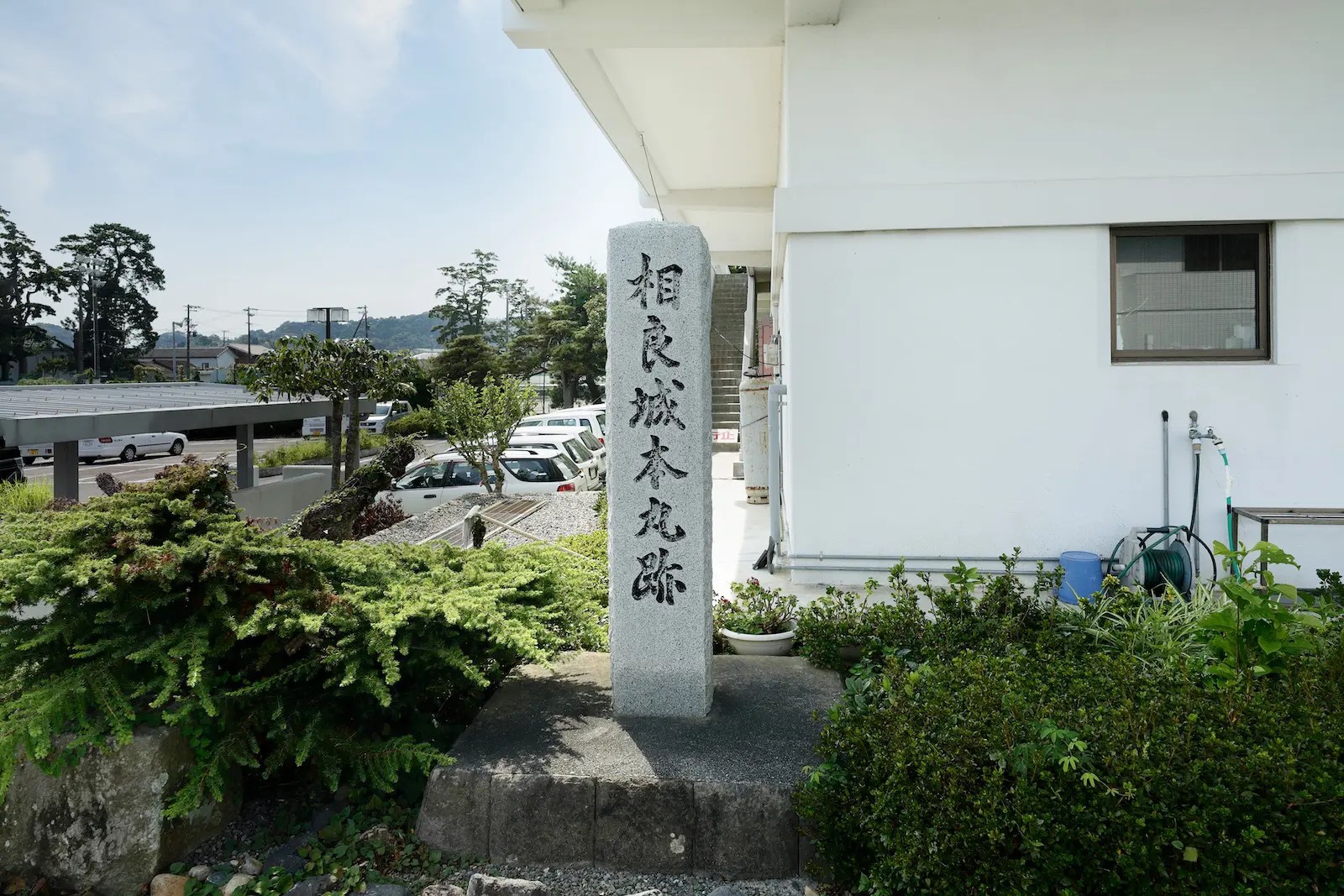 中室田の接吻道祖神 | ニッポン旅マガジン