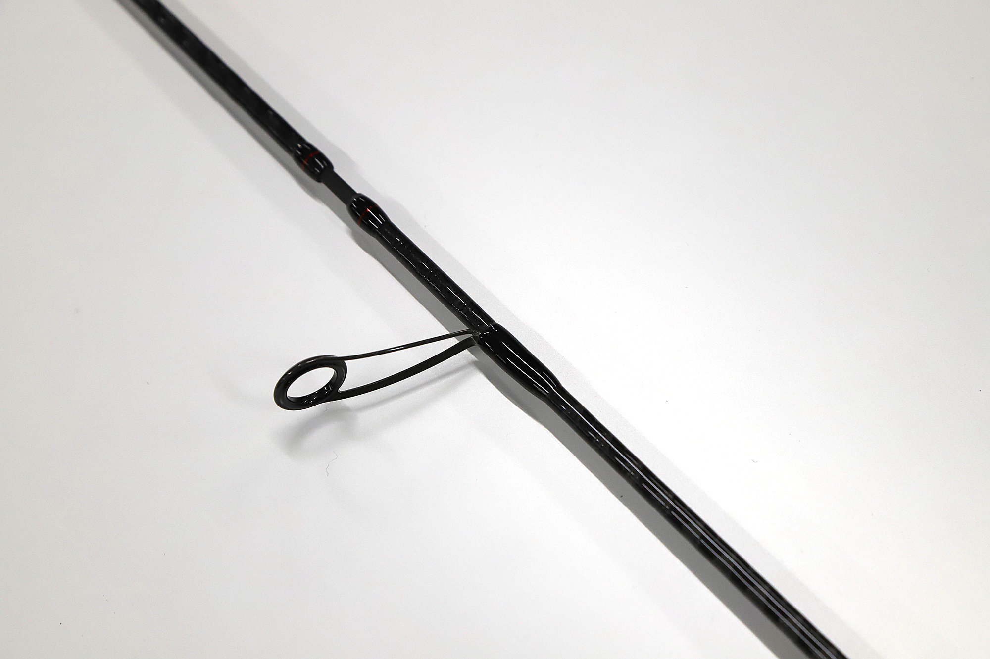 SLASH】高性能ライトゲームロッド「サイレントビジョン」。コスパも