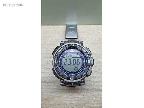 Casio / Casio Pro-Trek PRG-240T-7DR Erkek Kol Saati (Güneş