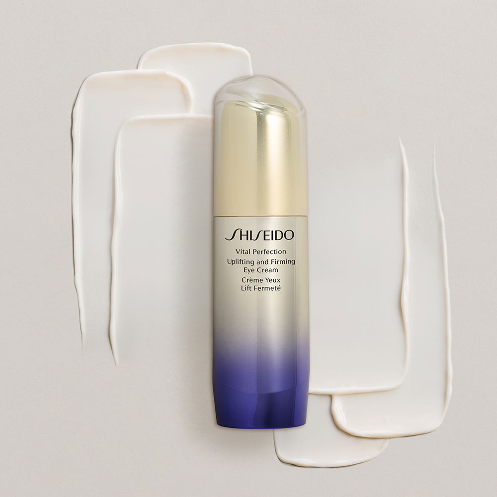 VITAL PERFECTION 高揚＆引き締めアイ クリーム、目の治療 Shiseido