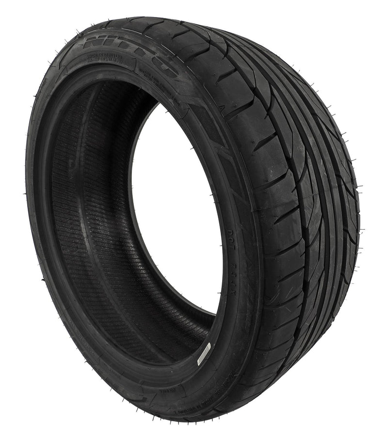 Nitto NT555 G2 245/40-18 Tire