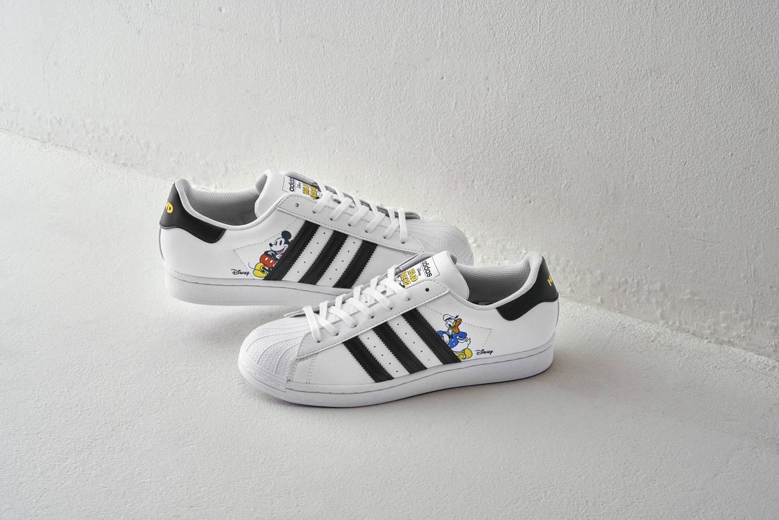 足元もキュートに♡adidas Originals×ミッキー&フレンズの新作