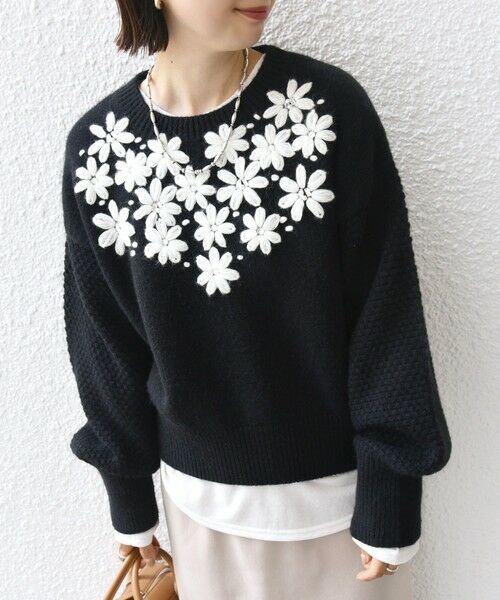 セール】 【WEB限定】〈手洗い可能〉フラワー 刺繍 デザイン ニット