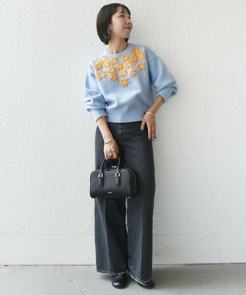 セール】 【WEB限定】〈手洗い可能〉フラワー 刺繍 デザイン ニット