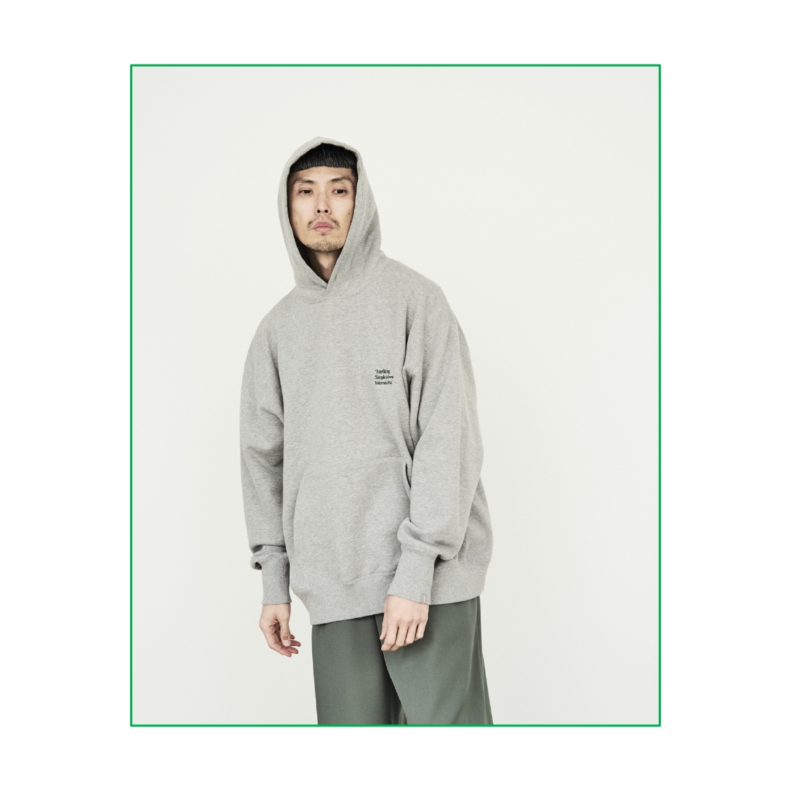 グラフペーパー」と「ループウィラー」による新作スウェット - TOKION