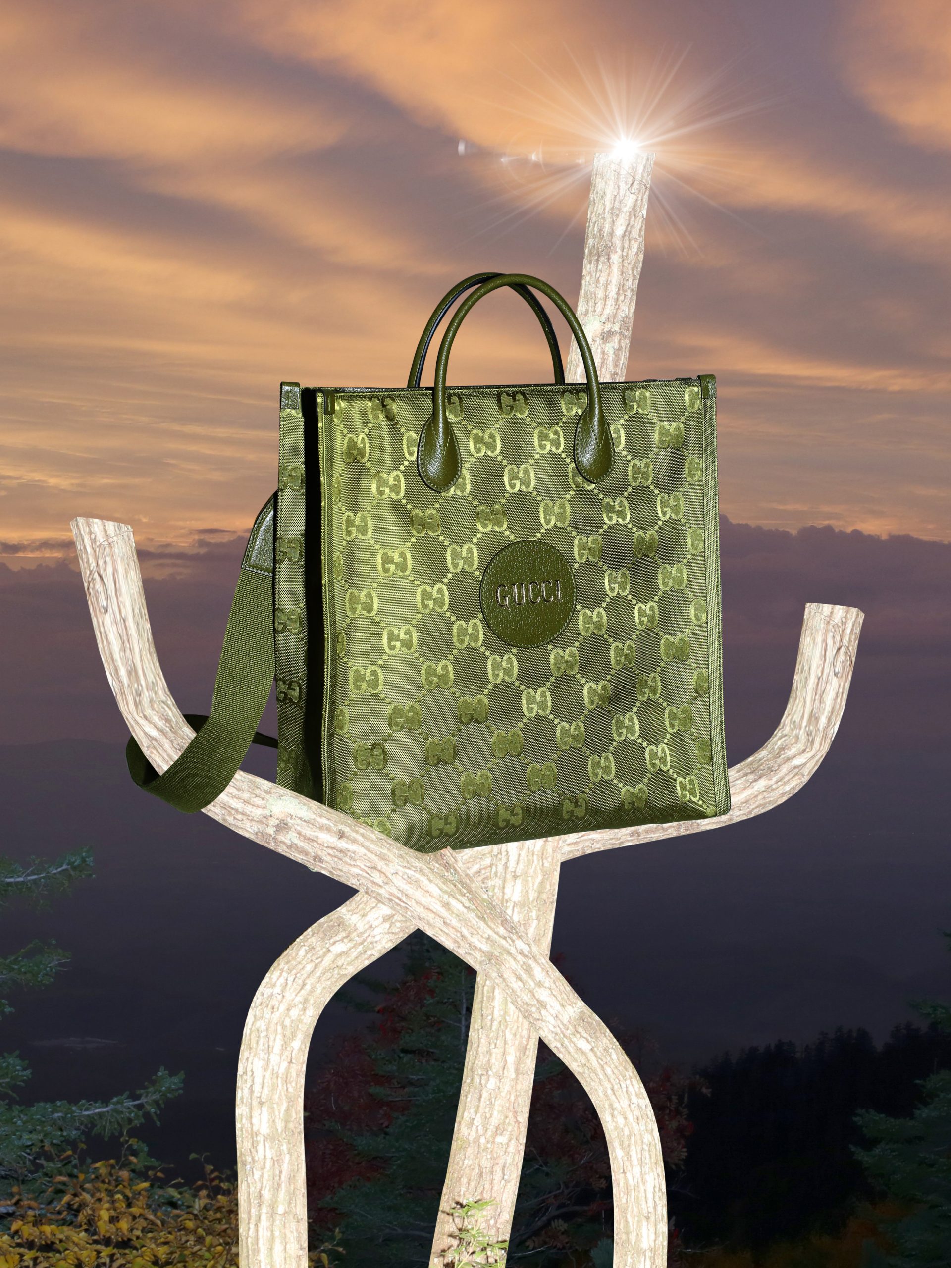 Photographer So Mitsuya Layers his own 