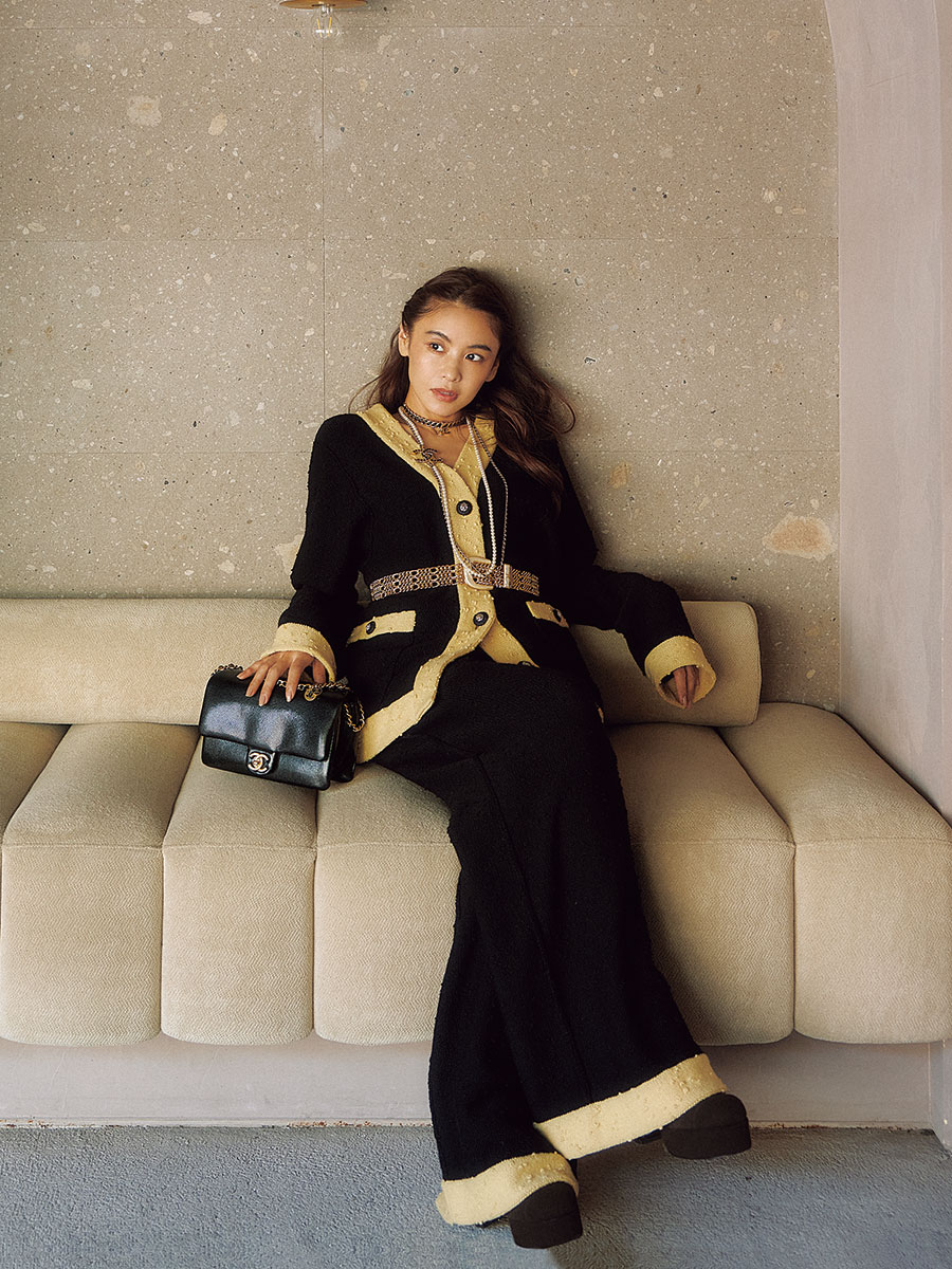 プロが厳選】シャネルの新作バッグは『シーズナルのアイコニックな“黒