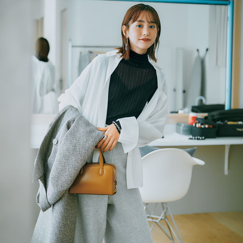 桐谷美玲さん「楽ちんカジュアルにこそ“黒タートル”」愛用ニットを拝見