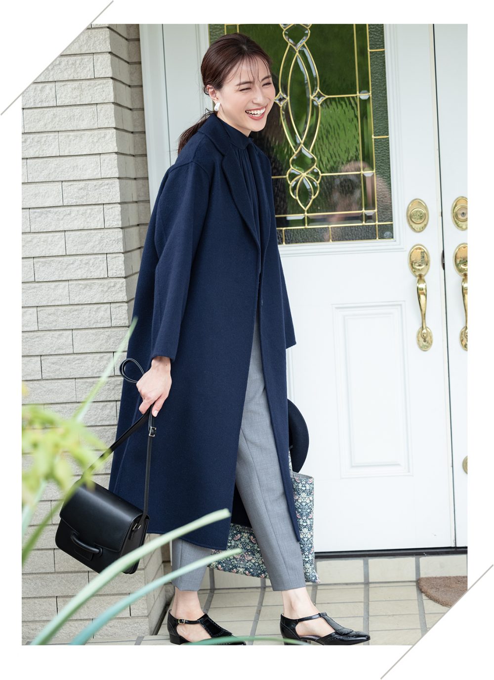 毎日の送り迎えから面談まで。上質なネイビーが母としての自信をくれる
