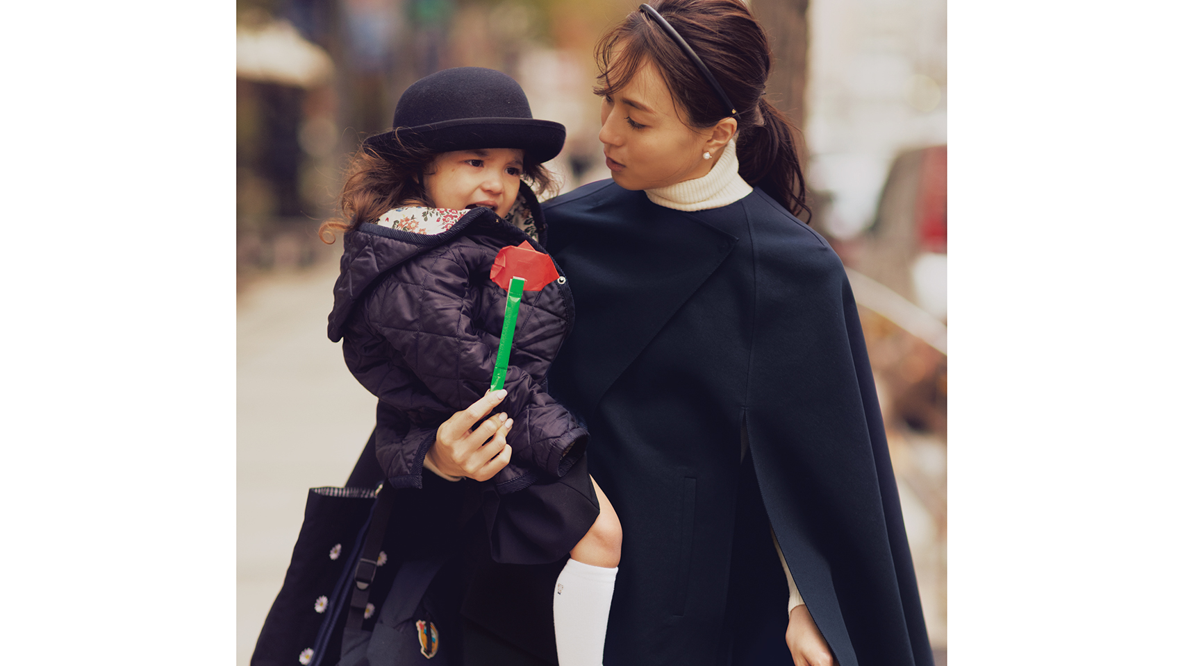 ハレの日も】買い足しアウターに「ケープ」浮上！春まで使える