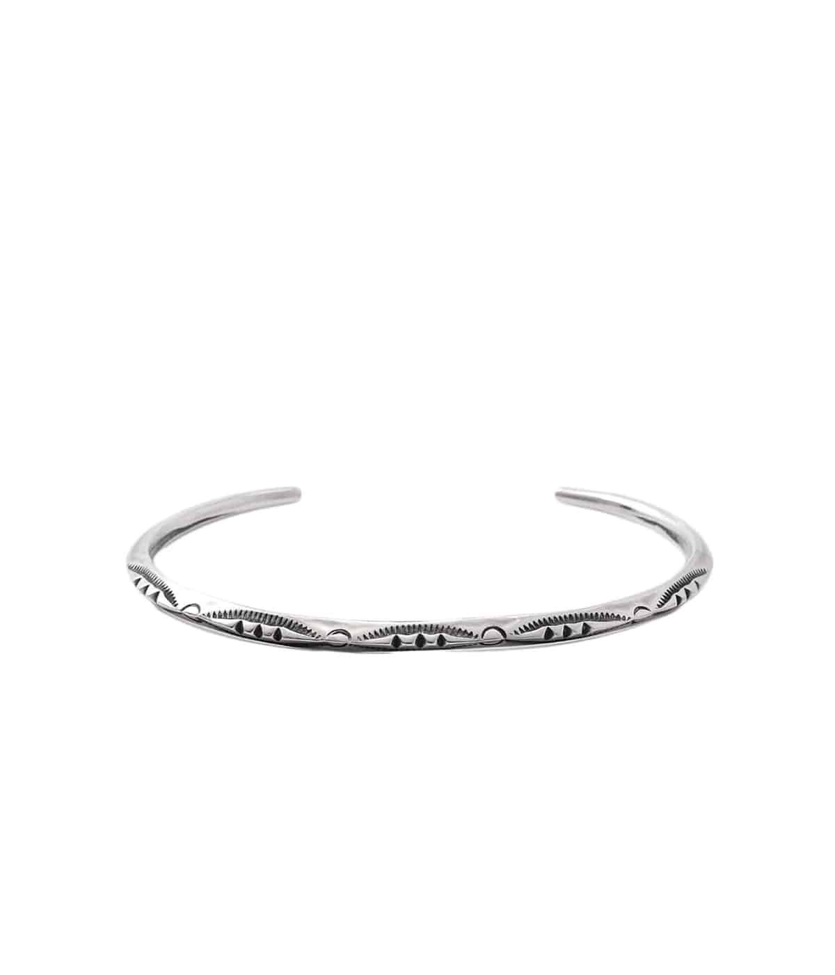 EXTRA THIN TRIANGLE BANGLE -3POINT- | LARRY SMITH(ラリースミス
