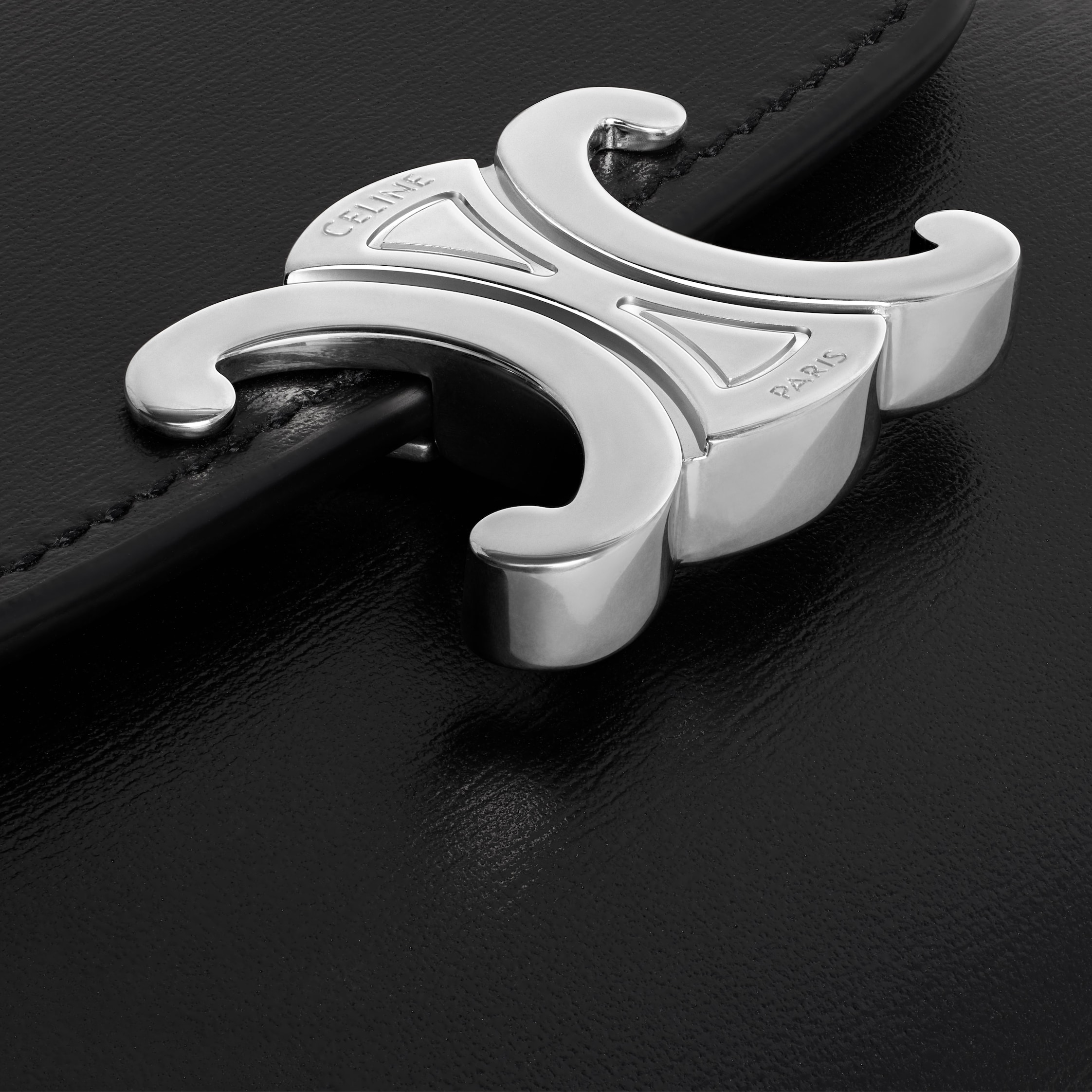 スモール フラップウォレット トリオンフ / シャイニーカーフスキン