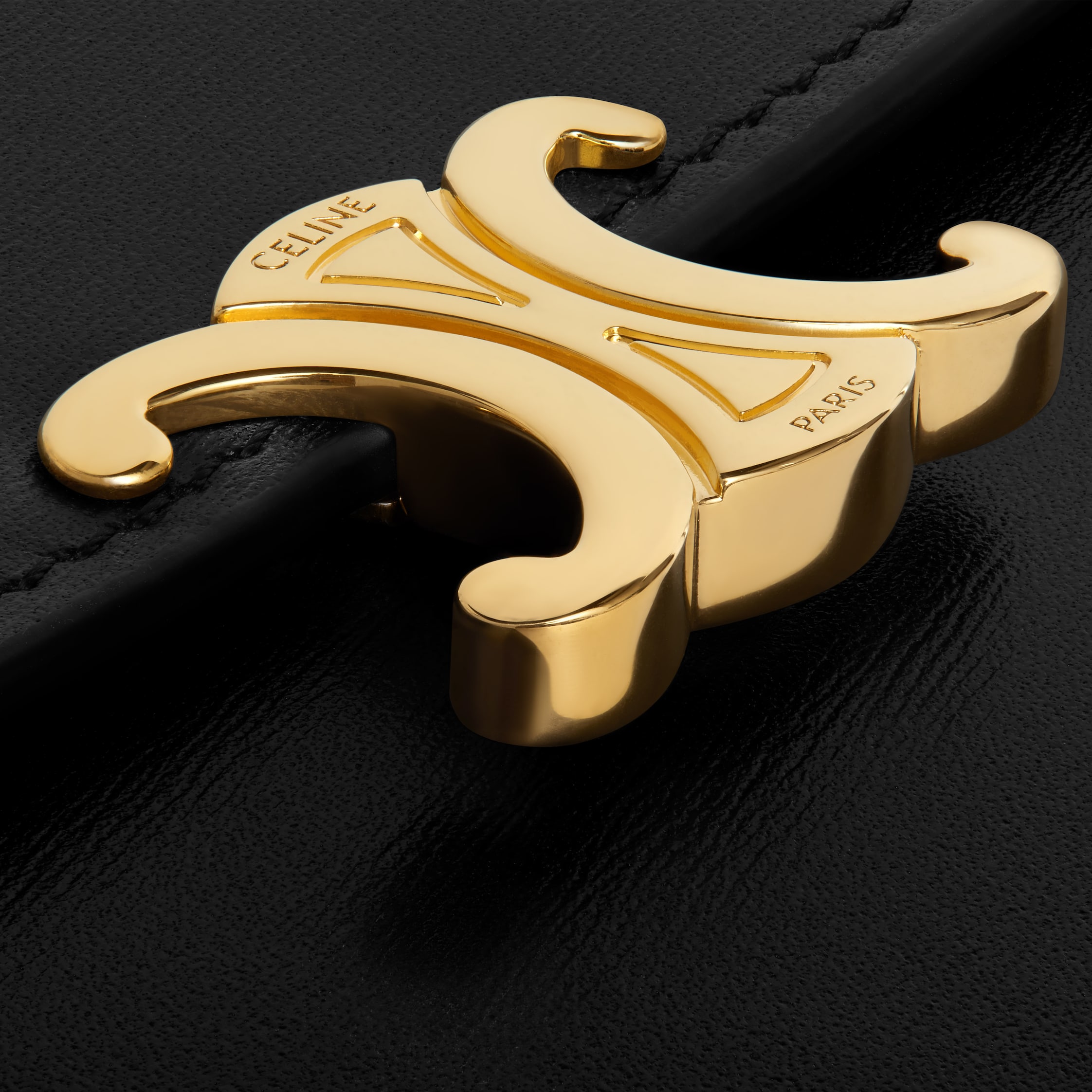 ラージウォレット トリオンフ / シャイニーカーフスキン - ブラック