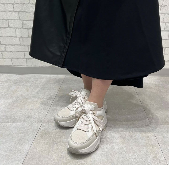 靴・バッグのダイアナ通販サイト ｜ MF45536: シューズ 【dianashoes.com】