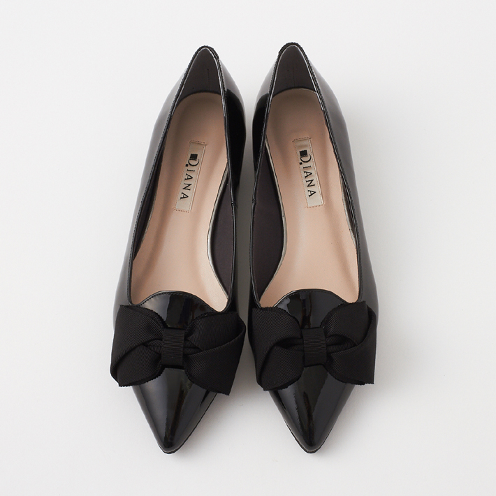 新品！ダイアナ オペラシューズ ポインテッドトゥ リボン エナメル