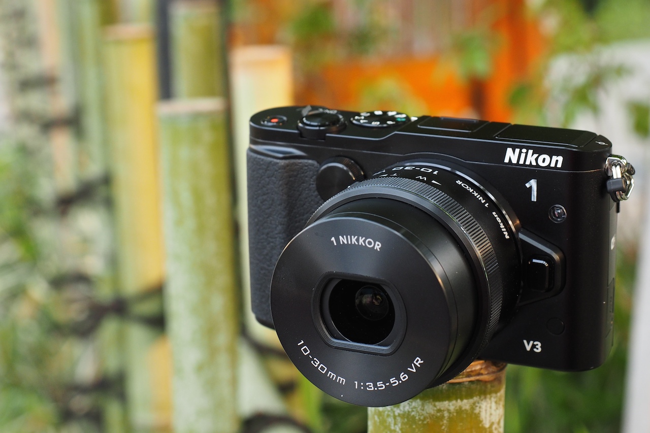 速さの次元が違う、超高速ミラーレス ニコン「Nikon 1 V3」徹底解剖（1