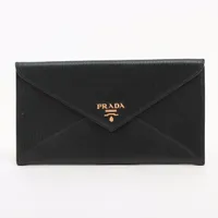 プラダ ヴィッテロムーブの買取実績価格一覧 | 最新価格相場で高く売る