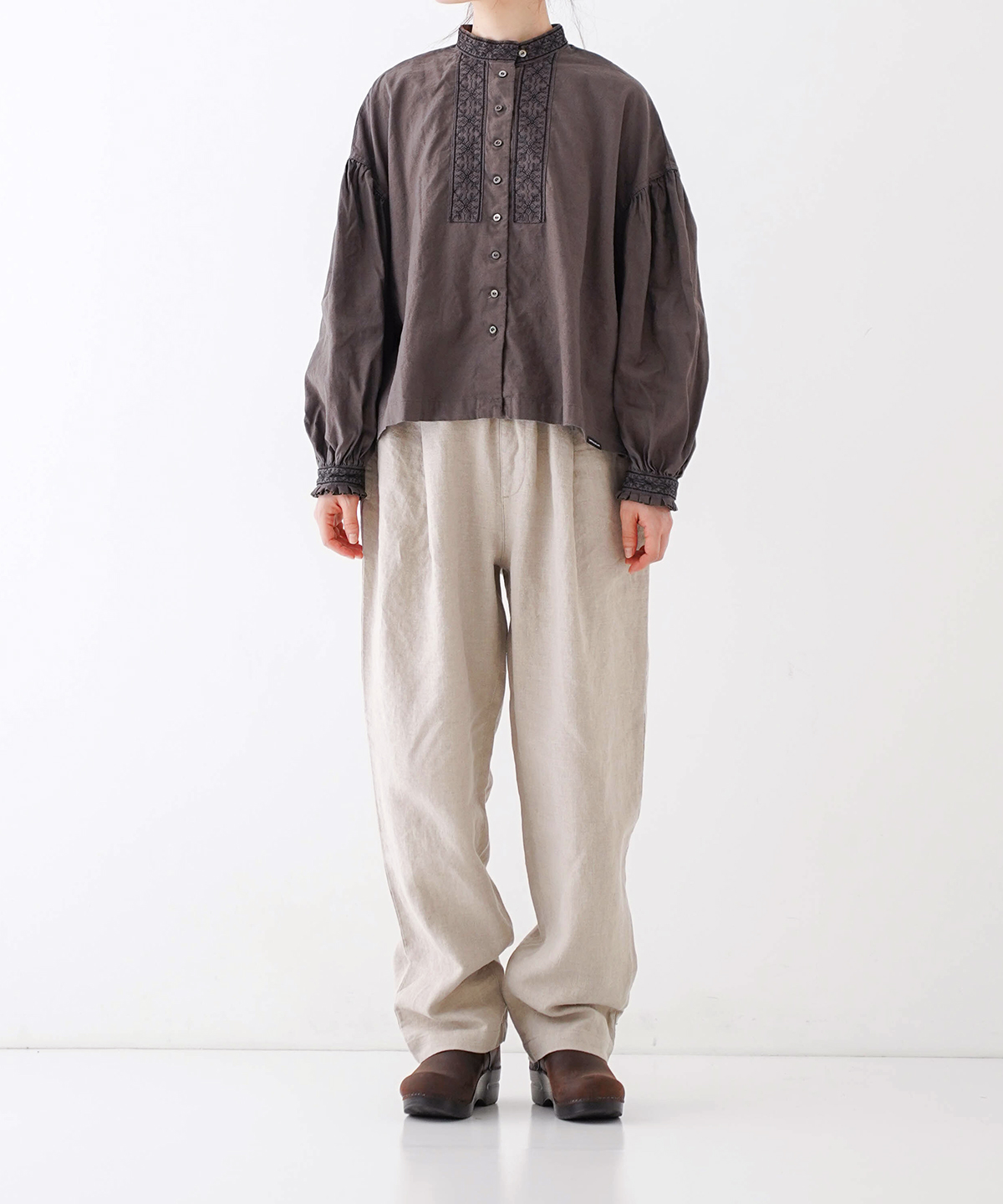 リネンタックイージーパンツ｜nest Robe / CONFECT ONLINE SHOP