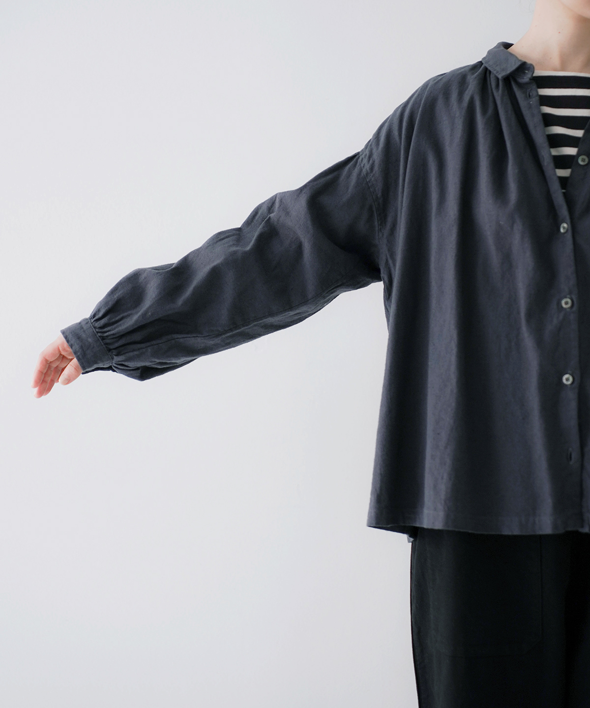 UpcycleLino] 起毛ギャザーブラウス｜nest Robe / CONFECT ONLINE SHOP