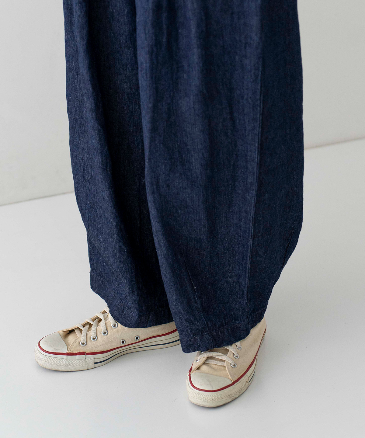 ◎10ozリネンデニムワイドテーパードパンツ｜nest Robe / CONFECT