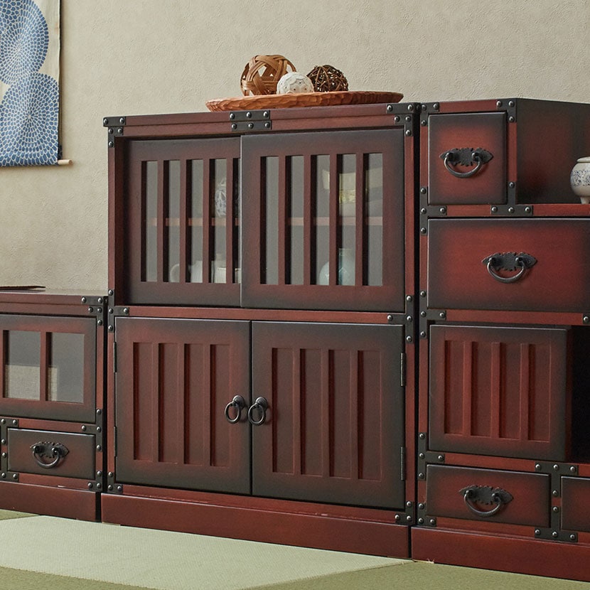 送料無料】 民芸調 水屋 和タンス 収納棚 引き戸 扉付き 和風 天然木