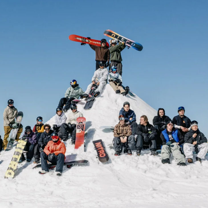 楽天市場】25-26 NITRO ナイトロ スノーボード 板 【CINEMA】シネマ