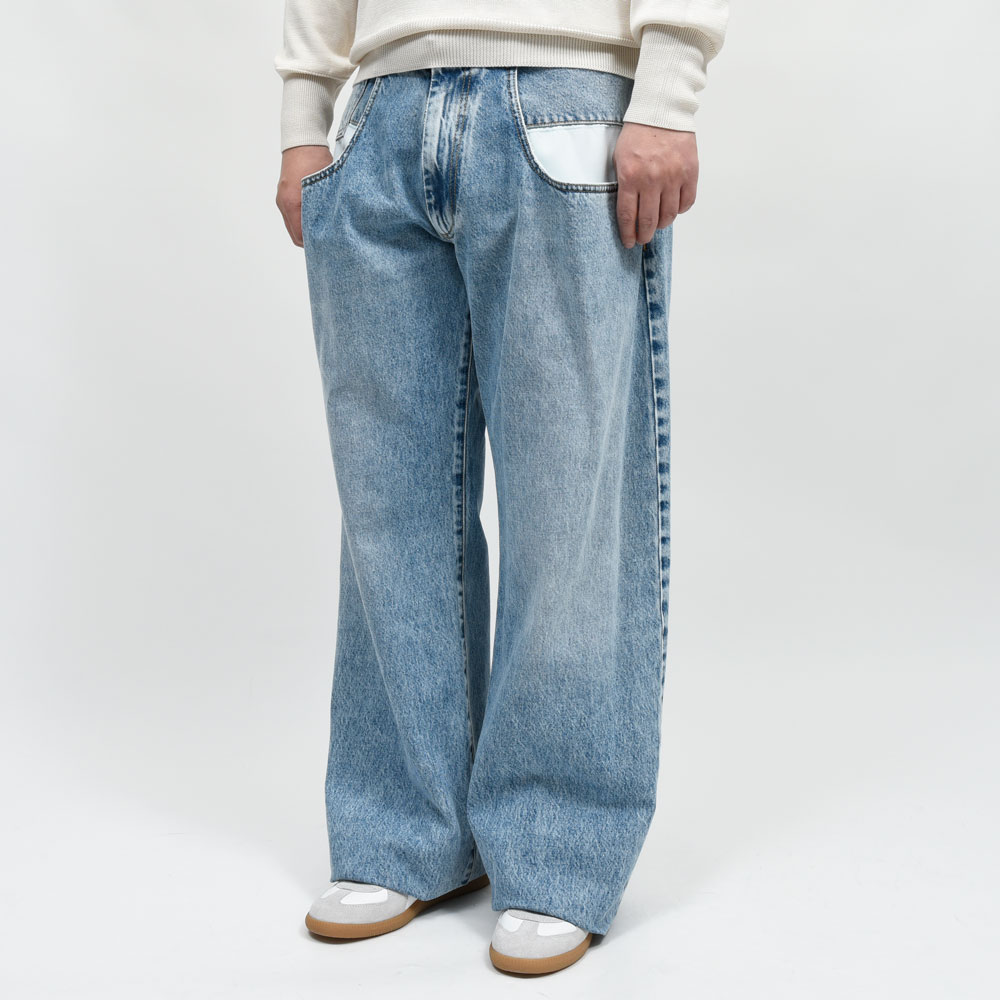 Maison Margiela（メゾン マルジェラ）ストレートジーンズ