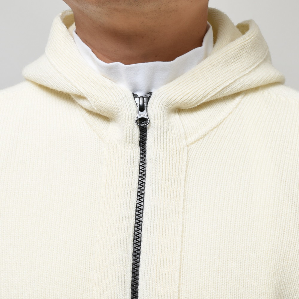 STONE ISLAND（ストーンアイランド）ミドルゲージウールナイロンジップ