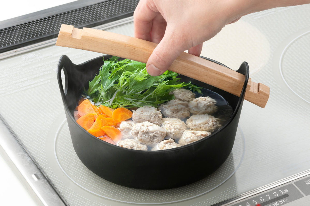 楽天市場】すき鍋 18cm IH対応 鉄鋳物 ハンドルが外せる鍋 （ ガス火