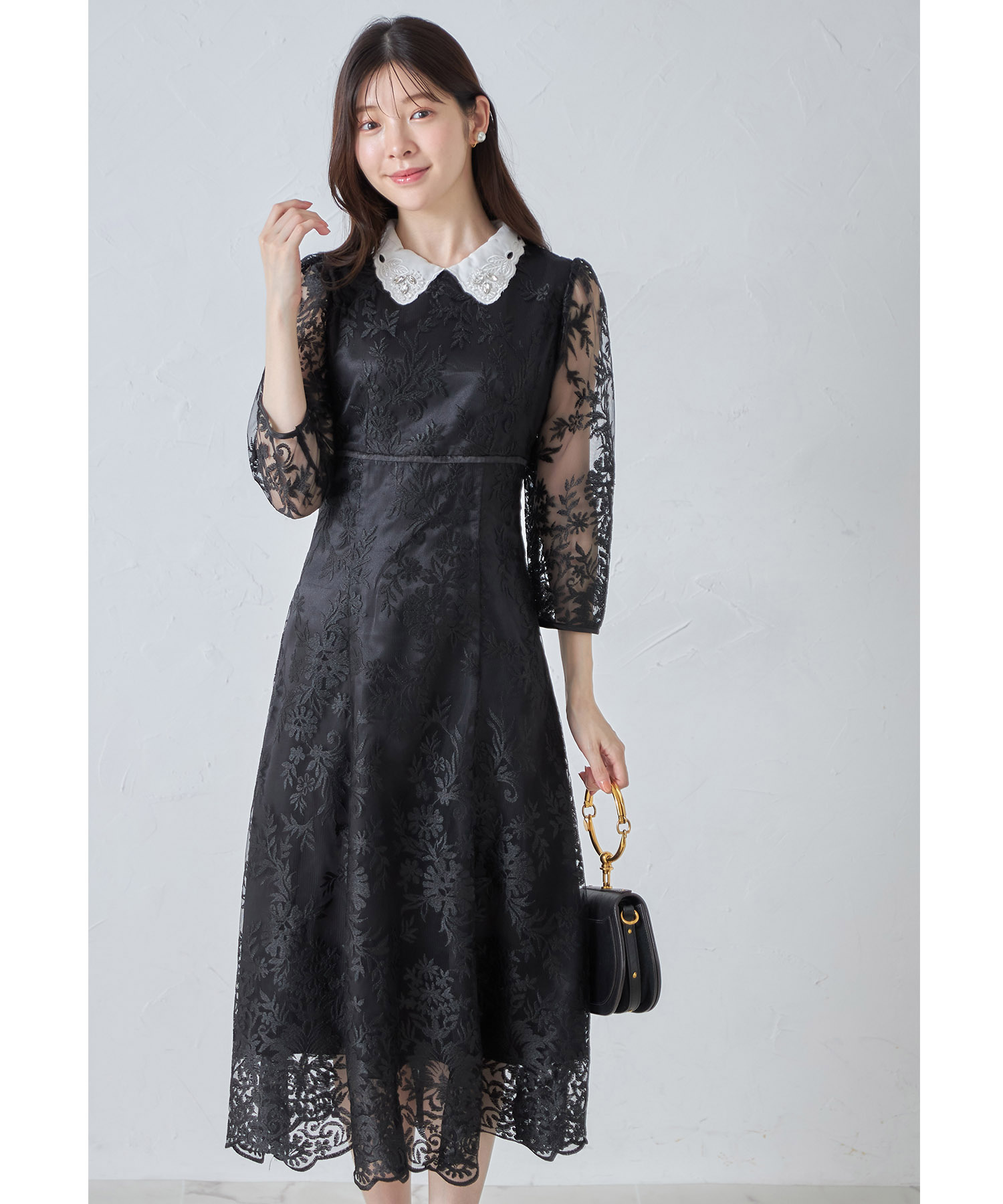 取り外し可能な立体フラワー襟付きレースワンピース