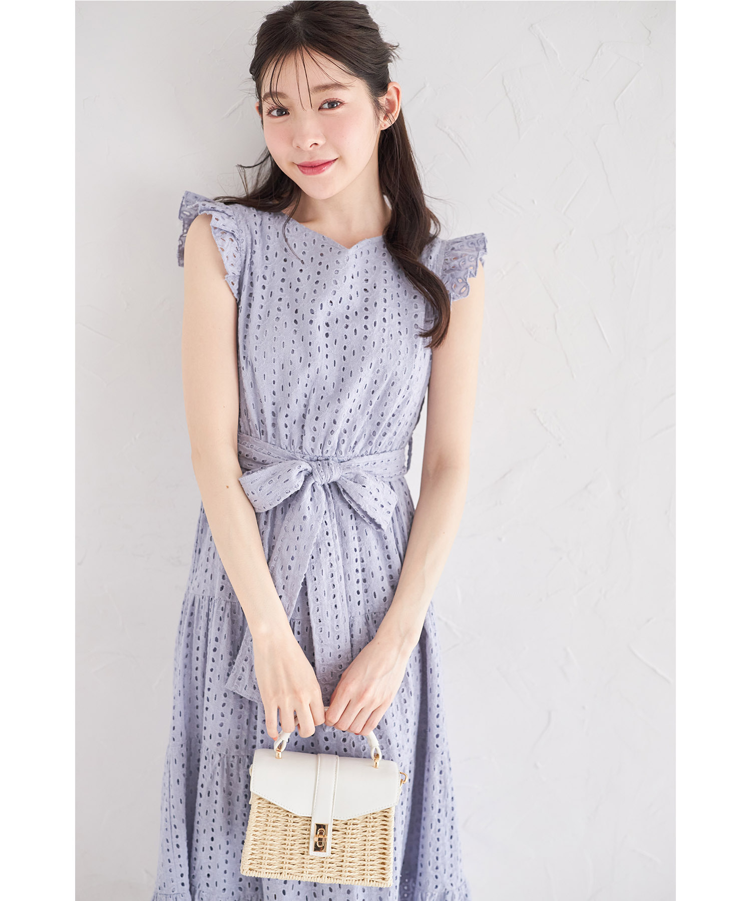 ウエストりぼん付き肩フリルハートネックコットンレースティアード