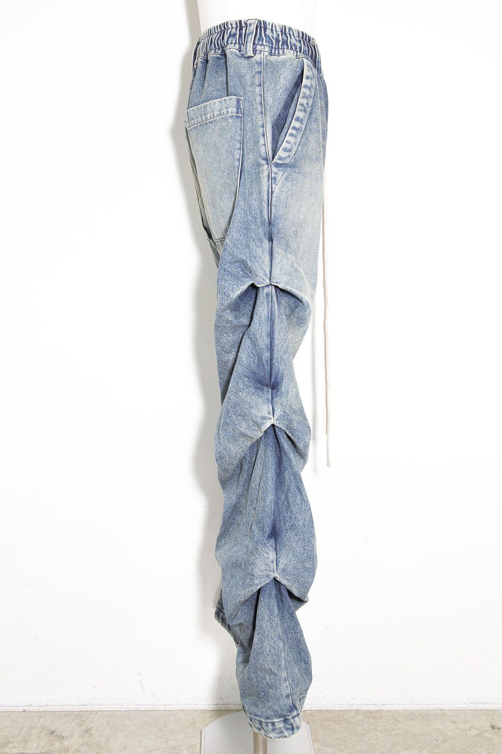 A.F ARTEFACT - デニムタックスリムバギーパンツ / Denim Tuck Slim