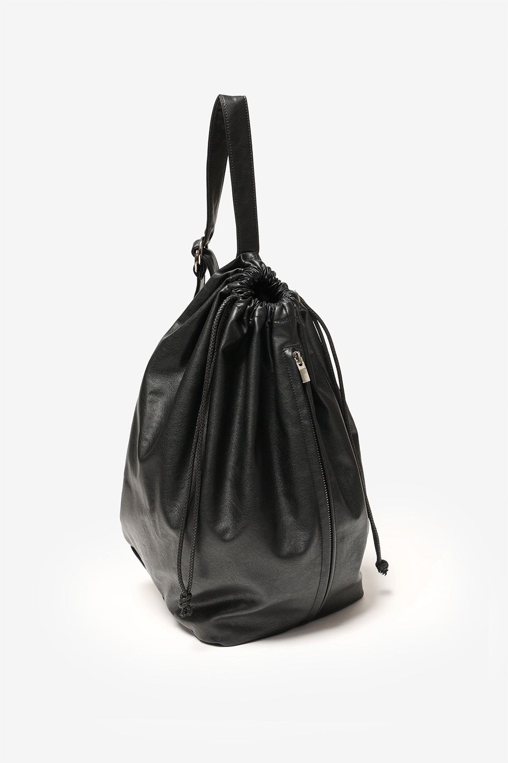 ATTACHMENT - シンセティックレザー バケットバッグ | Tempt