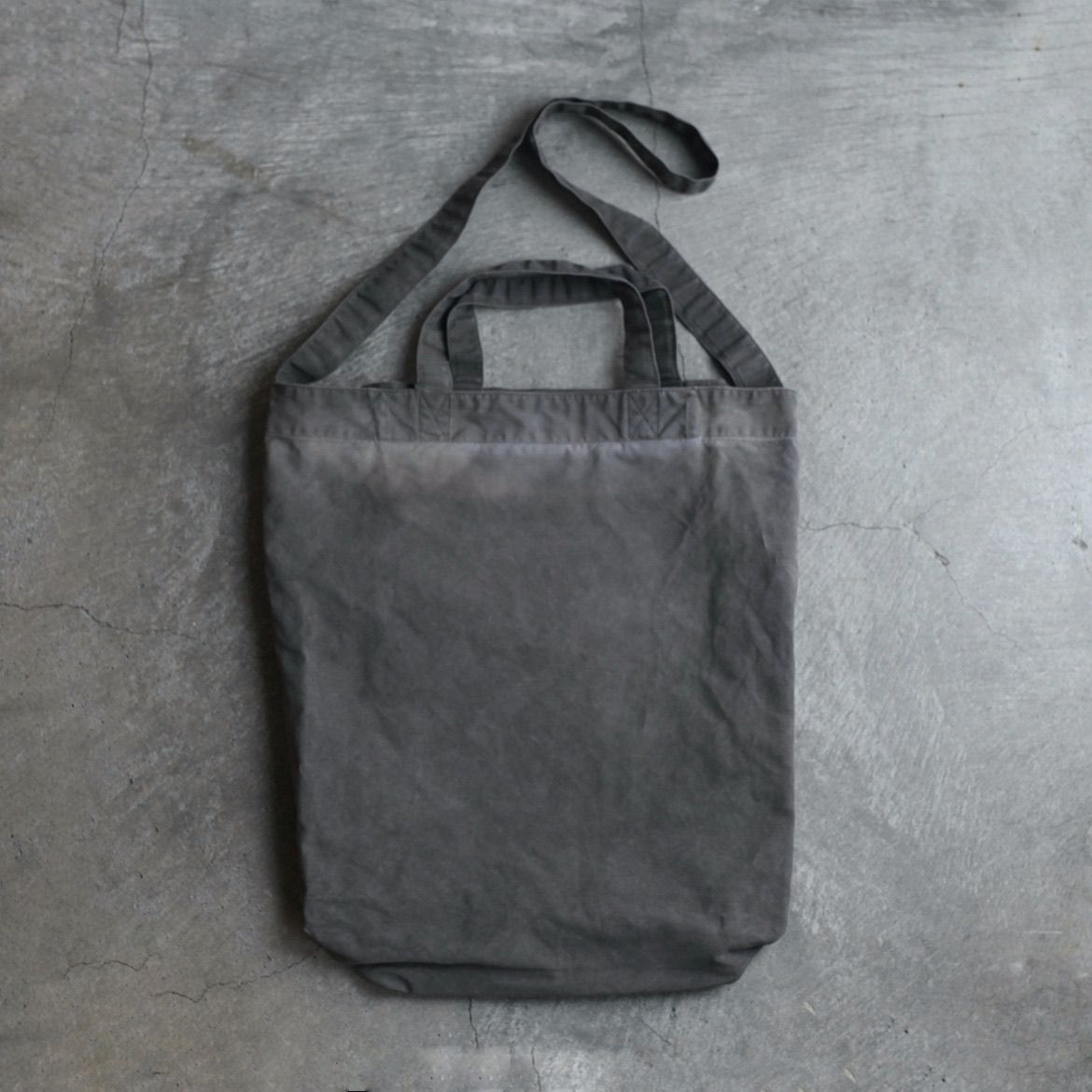 YOKO SAKAMOTO - 【残りわずか】Researcher Bag(KAKISHIBU) | ACRMTSM