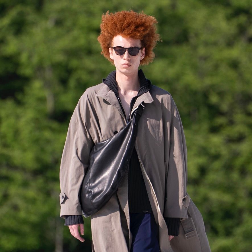 YOKE - 【再販売通知受付可能】Calf Leather Circle Bag | ACRMTSM