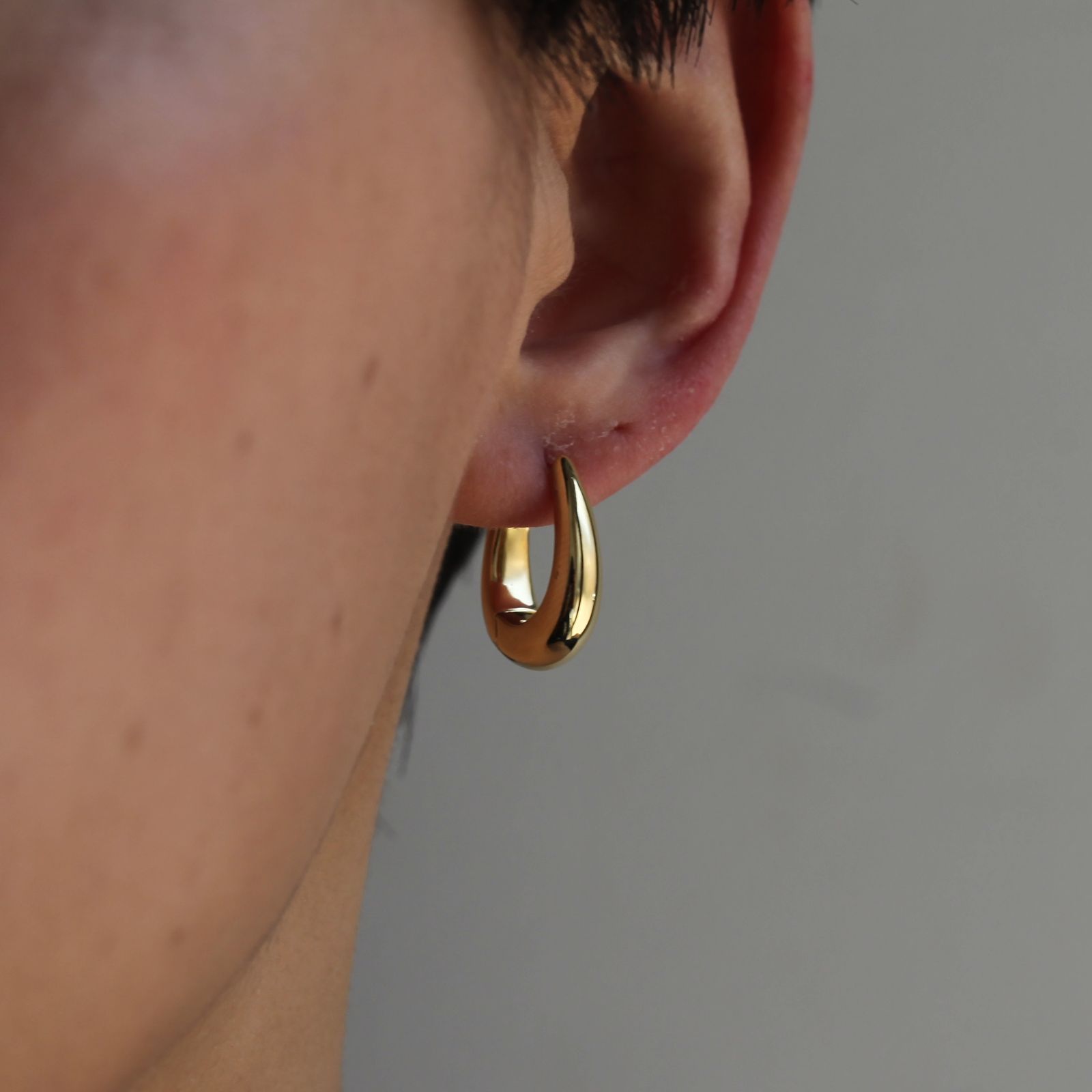 TOMWOOD - 【残り一点】Liz Hoop(GOLD) | ACRMTSM ONLINE STORE