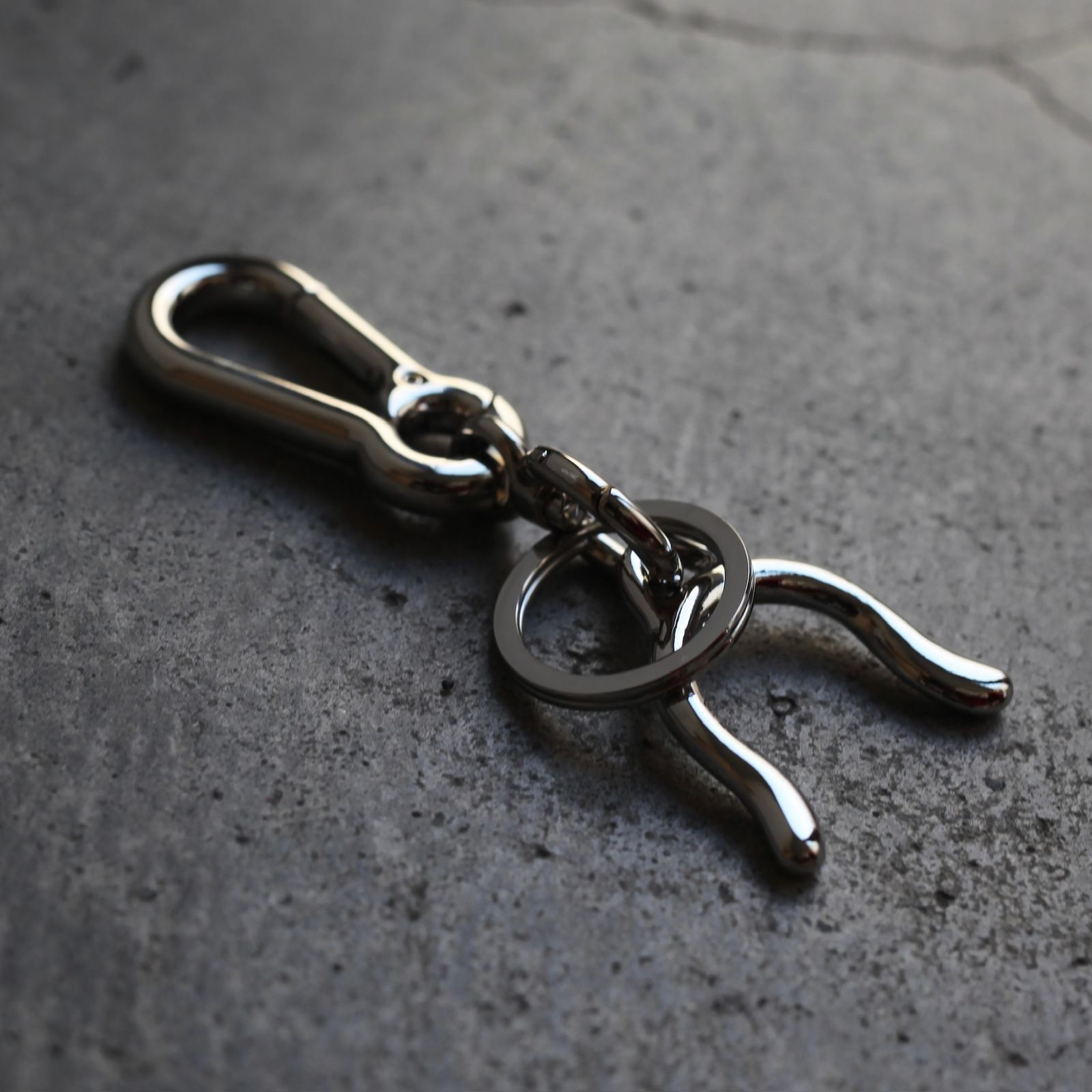 HIDAKA - 【残りわずか】Pet Bottle Holder(SILVER) | ACRMTSM ONLINE