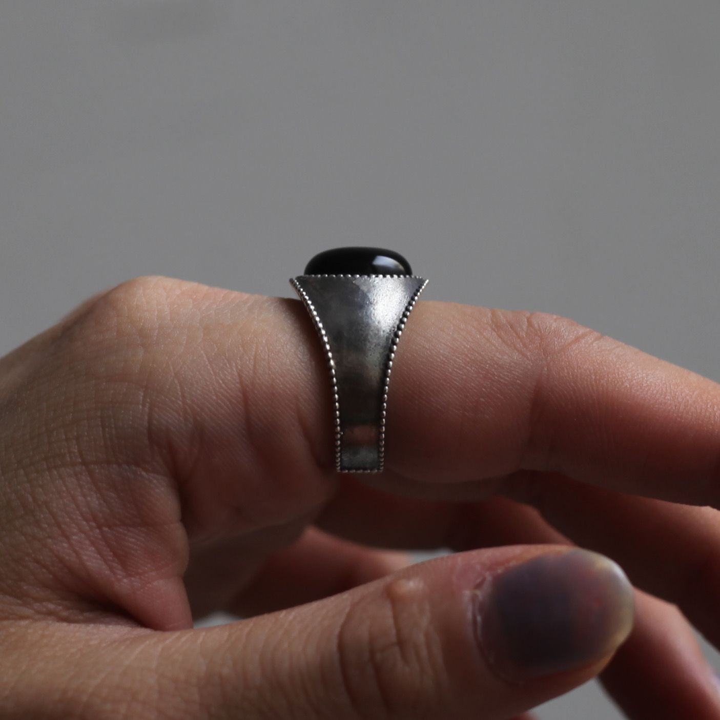 SOSHIOTSUKI - 【お取り寄せ注文可能】Signet Ring(燻し加工