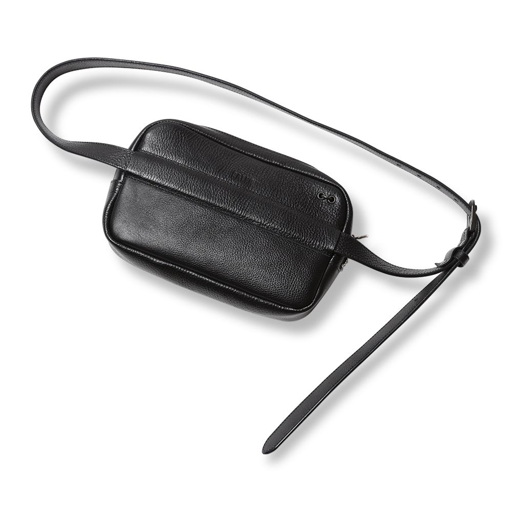 CALEE - 【残り一点】Studs Leather Body Bag | ACRMTSM ONLINE STORE