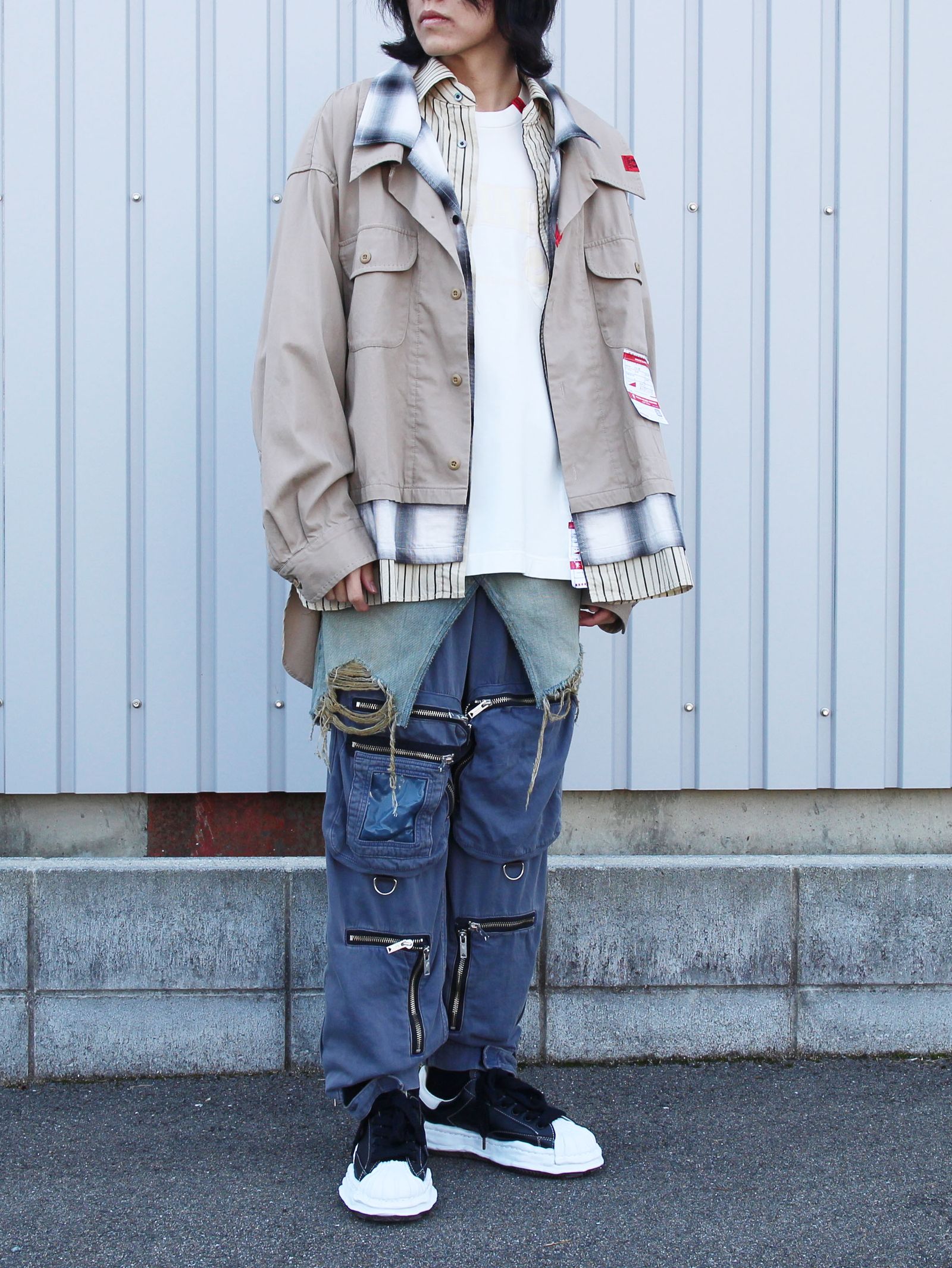 ドッキング×レイヤード』 ミハラヤスヒロの最新コーディネート | 1136