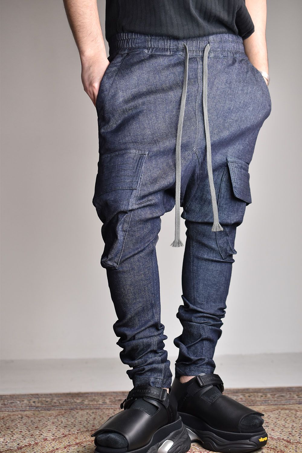 A.F ARTEFACT - Cargo Sarouel Skinny