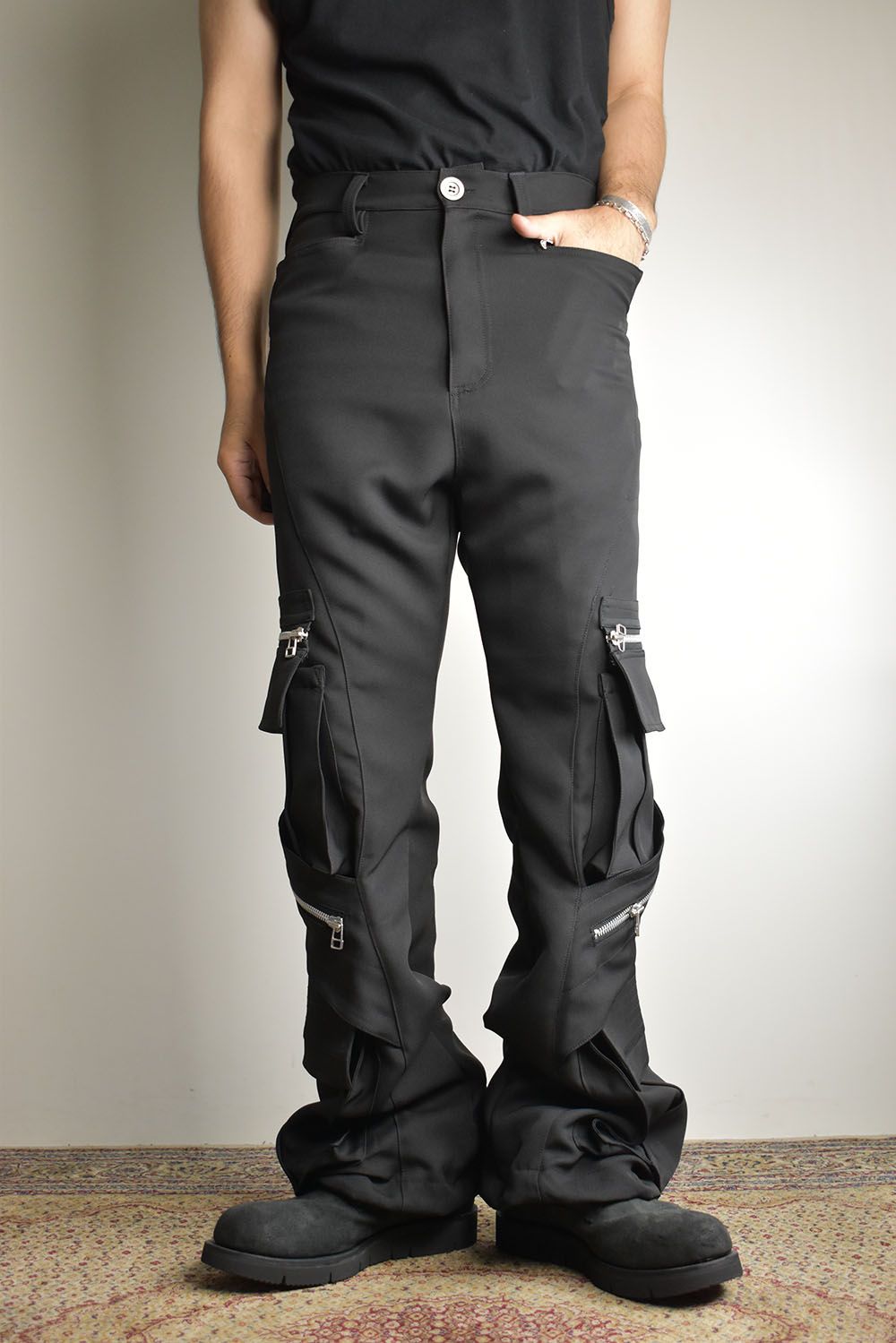 A.F ARTEFACT - Cargo Flare Baggy Pants