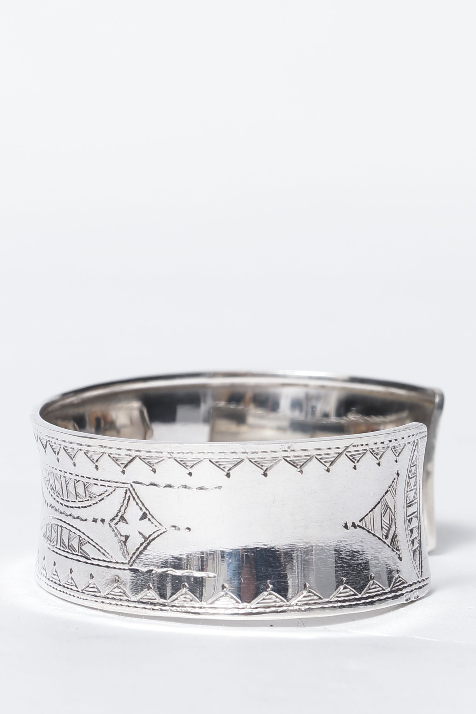 ADAWAT'N TUAREG - Agharass Zlig / アガラス ズリッグ ハンドメイド