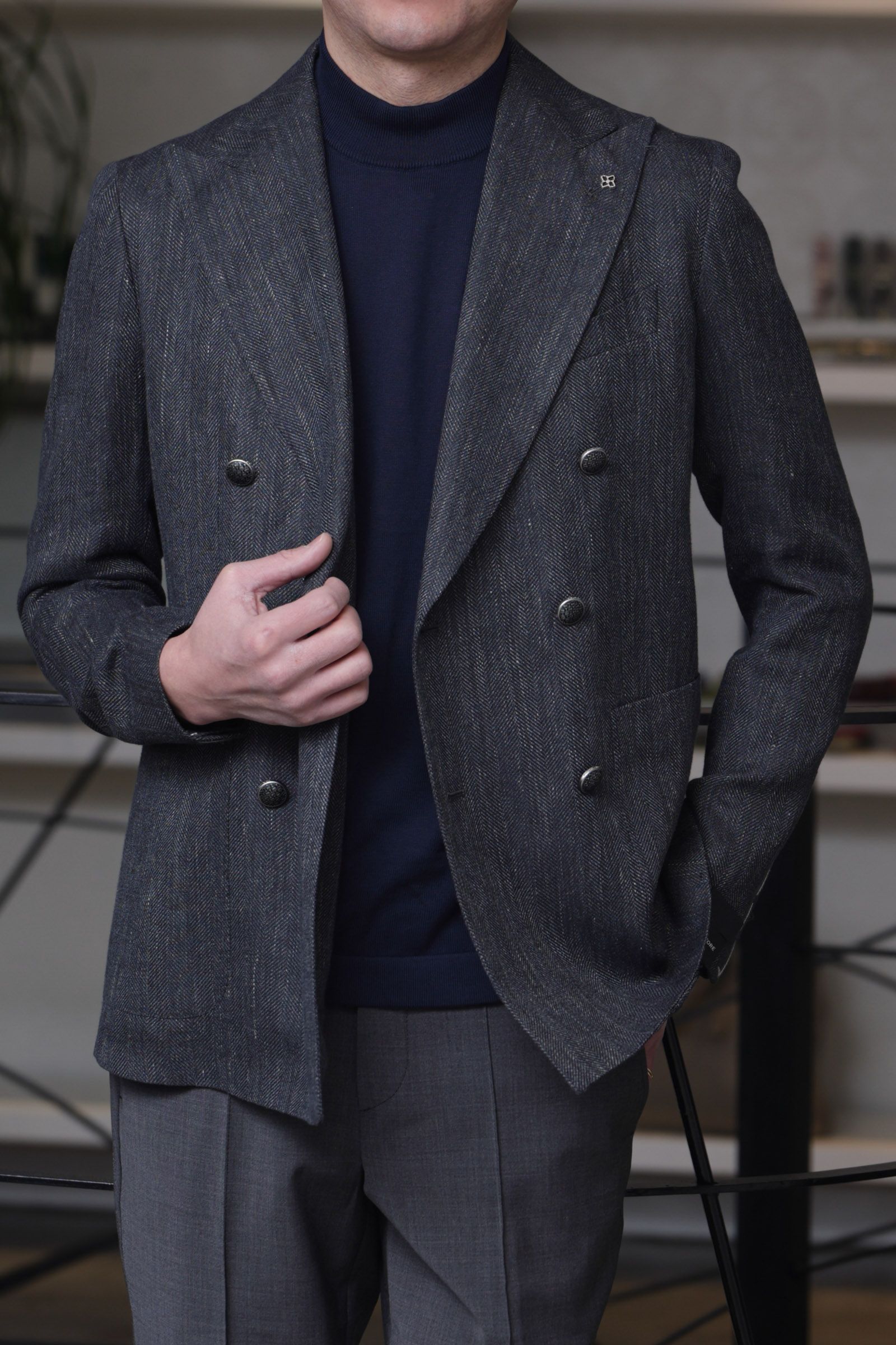 TAGLIATORE - MONTECARLO リネン ウール ブレンド ヘリンボーン柄