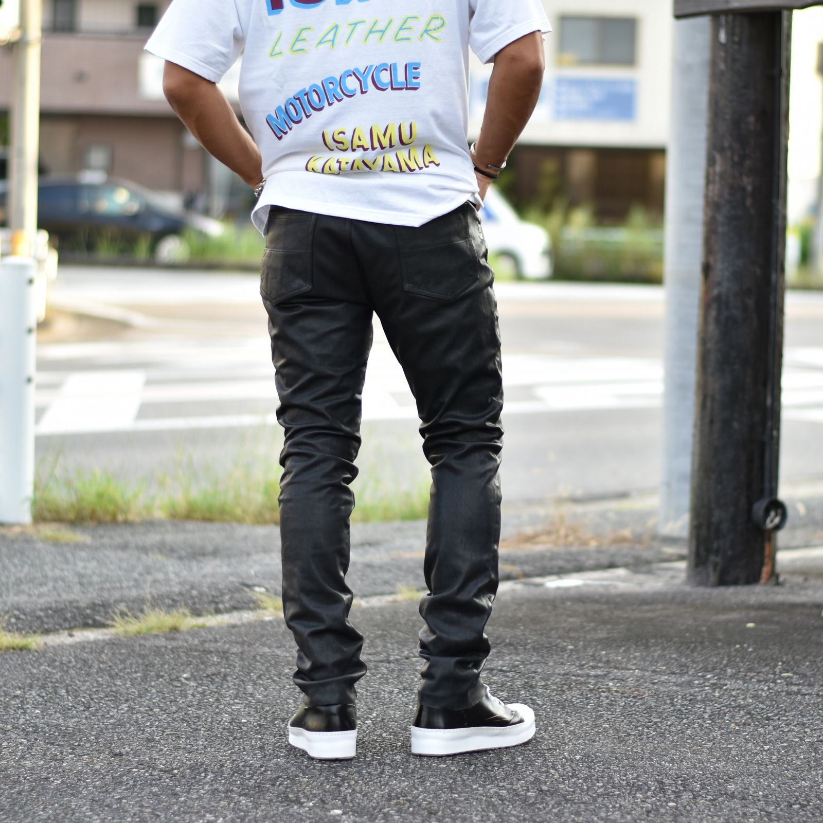 ISAMU KATAYAMA BACKLASH - ポーランドホースレザー製品染めパンツ