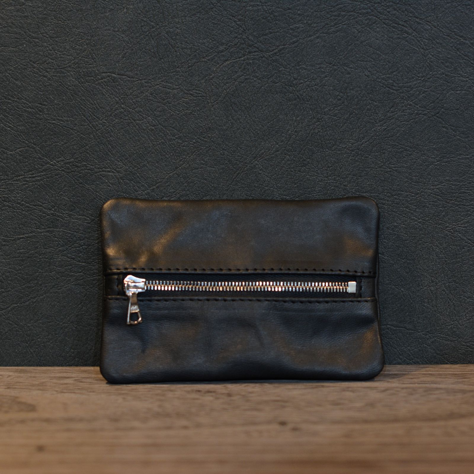 ISAMU KATAYAMA BACKLASH - GUIDIカーフ WAX仕上げ ティッシュケース