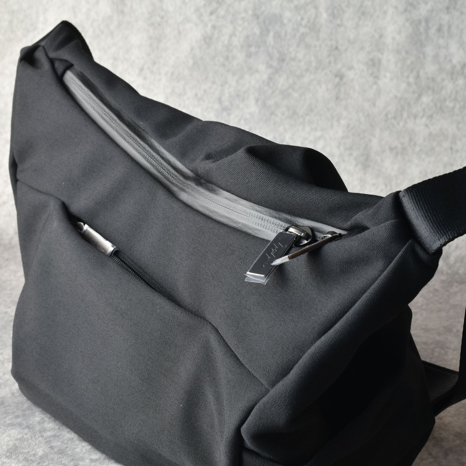 yohji yamamoto - WOOL GABARDINE NYLON TAPE DRAPE SACOCHE （BLACK