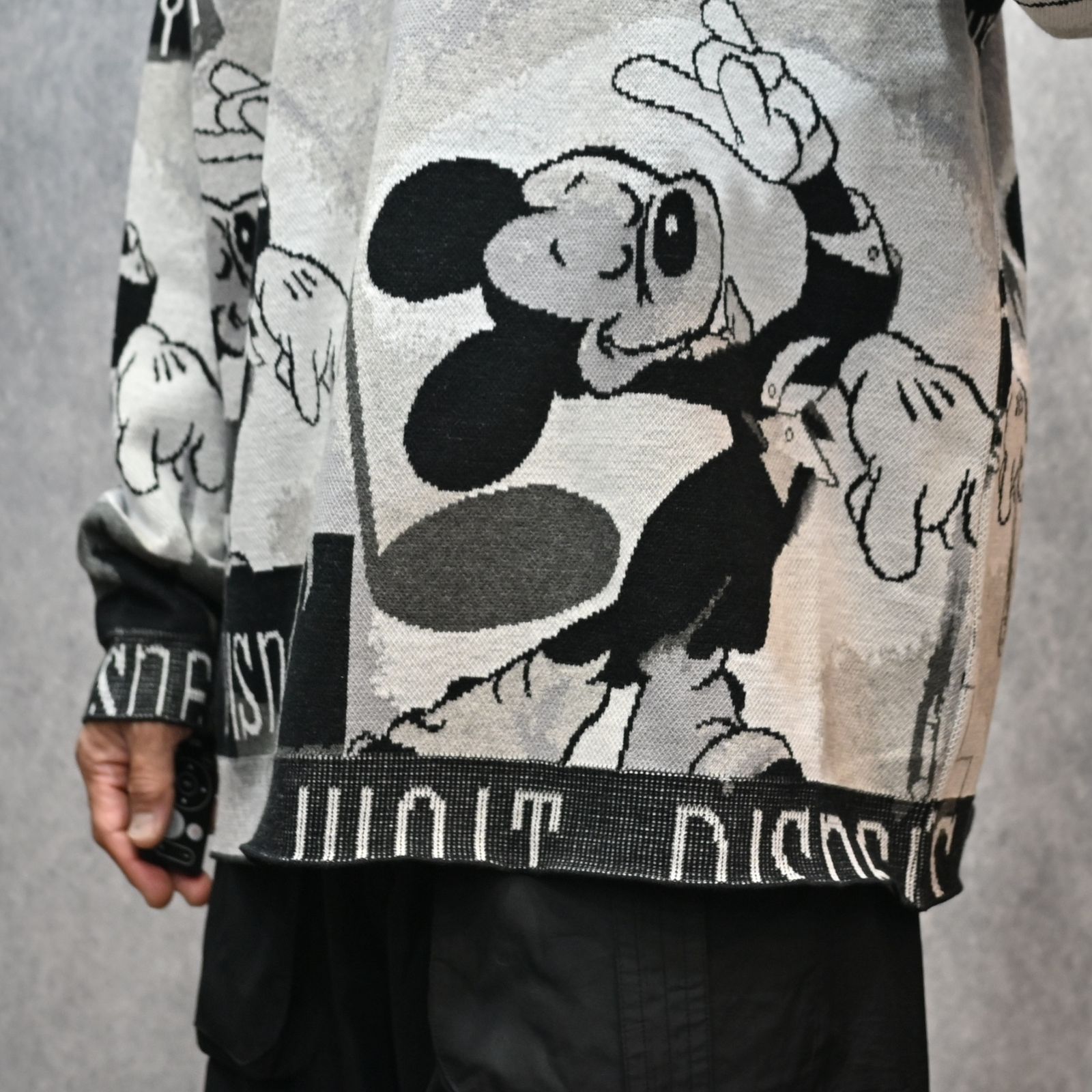 Porter Classic - DISNEY VP / PC KNIT COLLECTION CREWNECK (MICKY